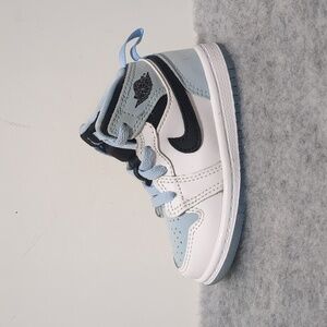 Nike air Jordan 1 Mid Ice Blue Toddler Size 6C